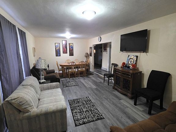4th image of 457 Vineyard Ave