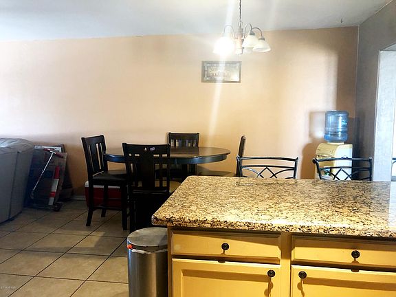 3rd image of 3718 W Sunland Ave