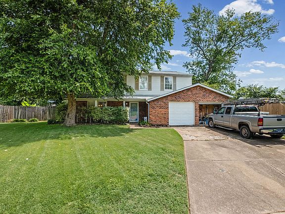 3rd image of 6812 Abelia Hill Cv