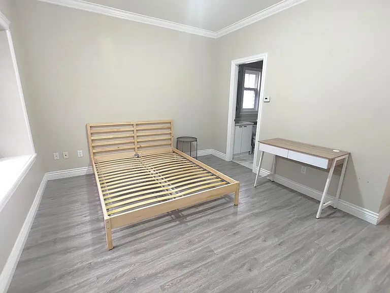 8006 Cartier St #MF — Photo 21