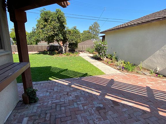 2nd image of 10329 Larrylyn Dr