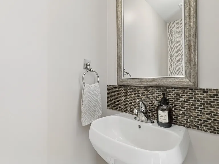 16 Mastro Ct — Photo 16