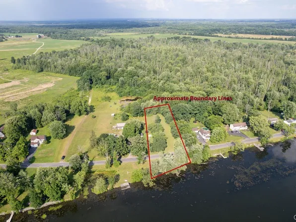 366 Oneida River Rd, Pennellville, NY 13132