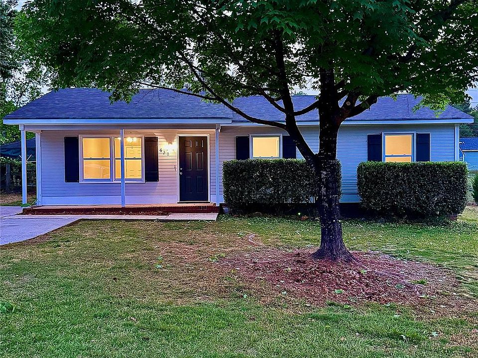 1st image of 620 Creekridge Dr