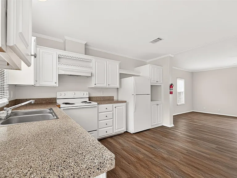 11918 Greensbrook Forest Dr — Photo 13