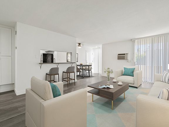 3rd image of 712 S Fernwood St #6