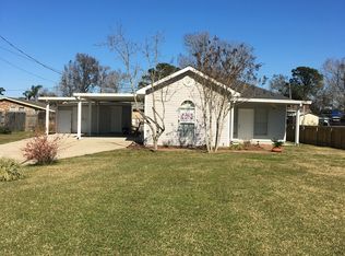 109 1/2 Delta St, Belle Chasse, LA 70037