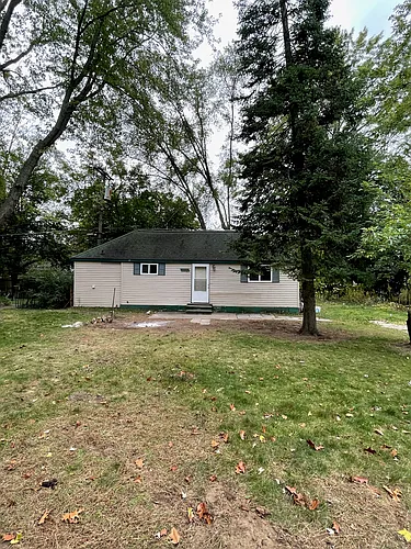 34479 Glen St Photo 1