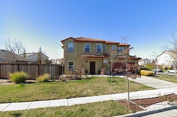 2nd image of 3508 Bridgeway Lakes Dr