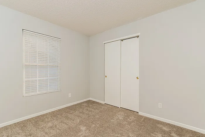 1710 Elijah Blue Dr — Photo 8