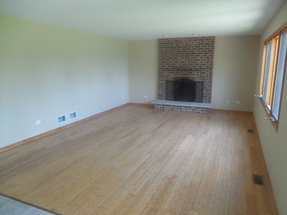 5th image of 22674 Parkview Ln