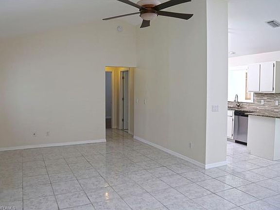 3rd image of 2930 SW 11th Pl
