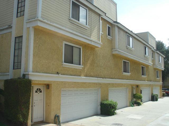 1st image of 948 Buena Vista St