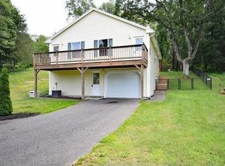 30 Manchonis Rd, Wilbraham, MA 01095