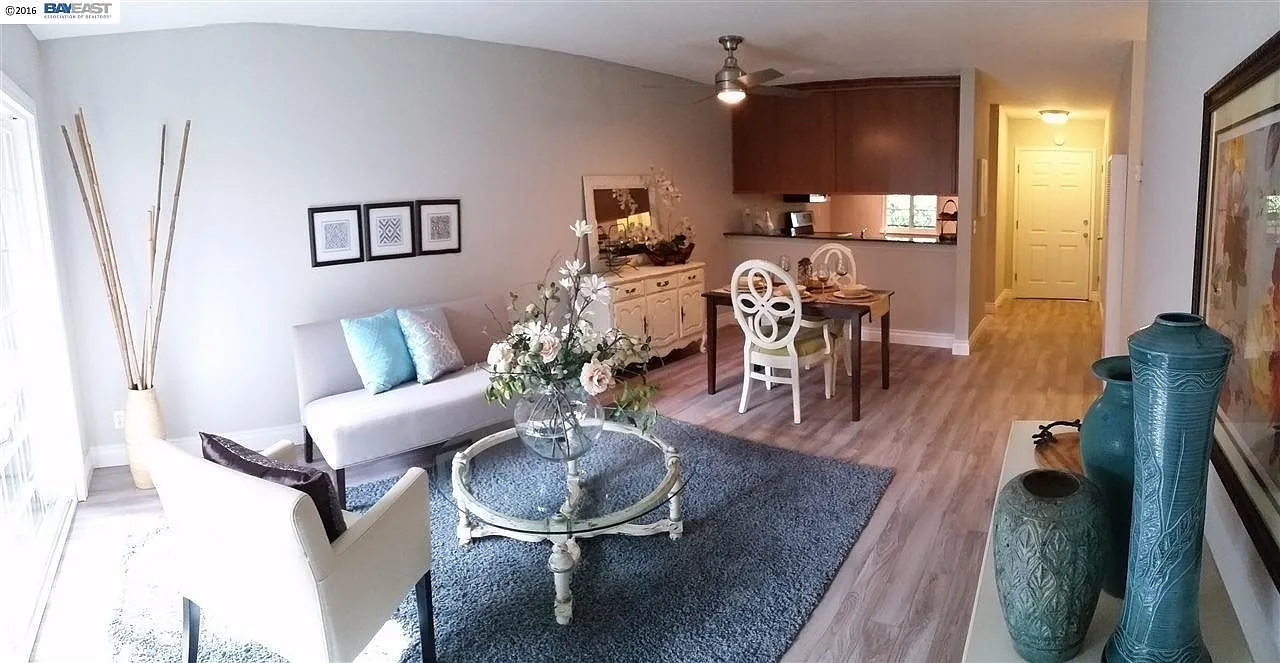 7315 Starward Dr — Photo 1