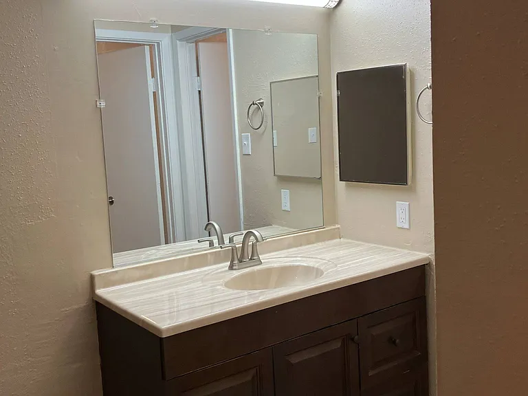 21023 Verdecove Ln — Photo 14