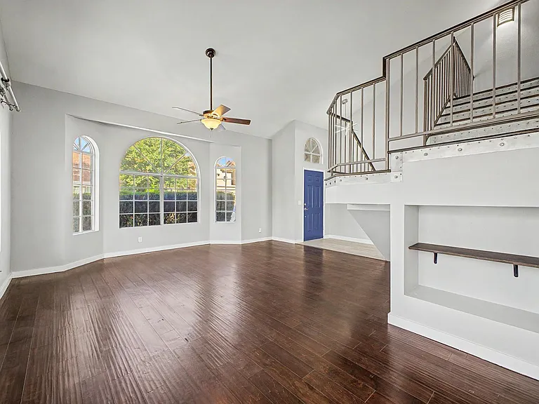 1006 S Tiago Dr — Photo 4