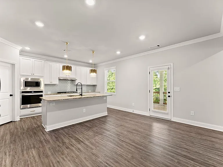 4656 Silver Oak Dr — Photo 12