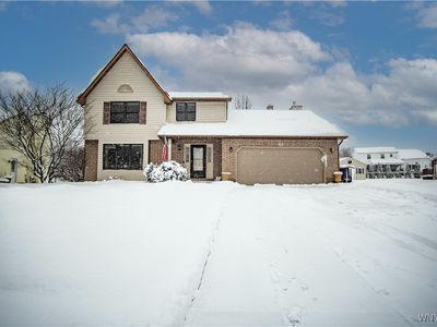 3 Fieldstone Ln, Lancaster, NY, 14086