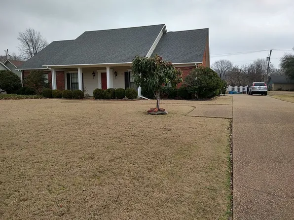 1744 McClain St, Greenville, MS 38701