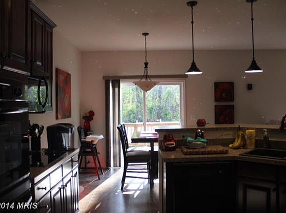 5th image of 1006 Bakersfield Ln