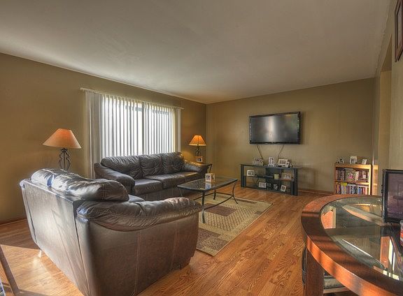 5th image of 2410 Stanton Cir