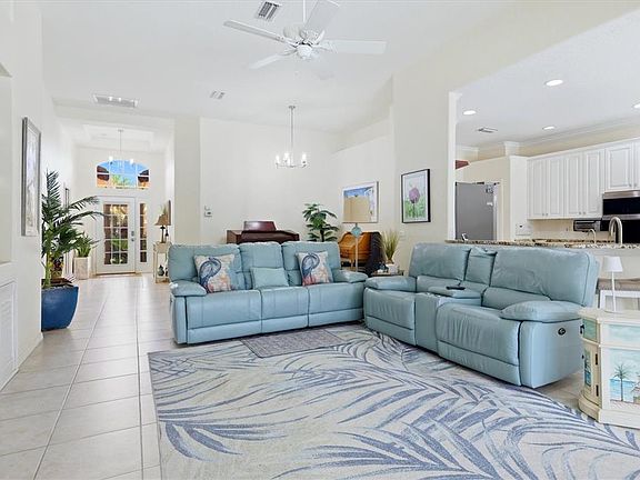 3rd image of 1507 SAN YSIDRO WAY