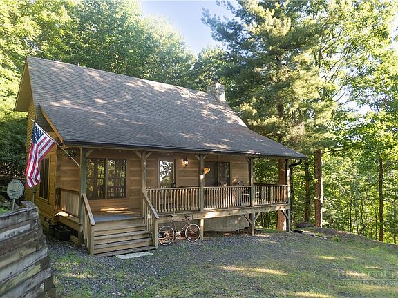 2nd image of 395 Wildcat Estates Drive