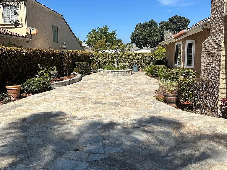 2211 Rhonda St — Photo 23