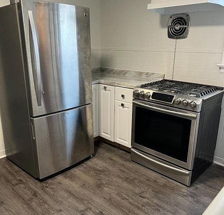 2nd image of 36 Edison St