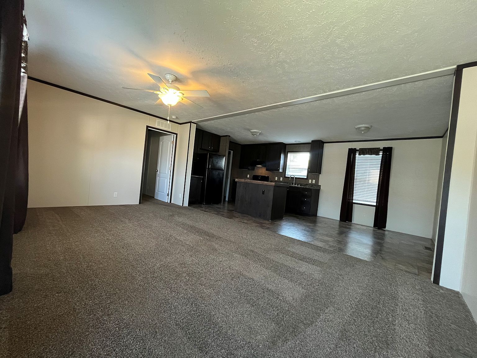 57428 Woodcreek, photo 12