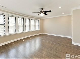 2238 N Sawyer Ave #38-3, Chicago, IL 60647