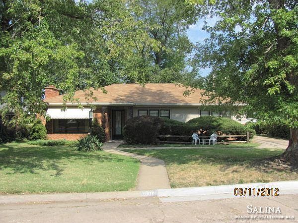 1st image of 1007 Sunrise Dr