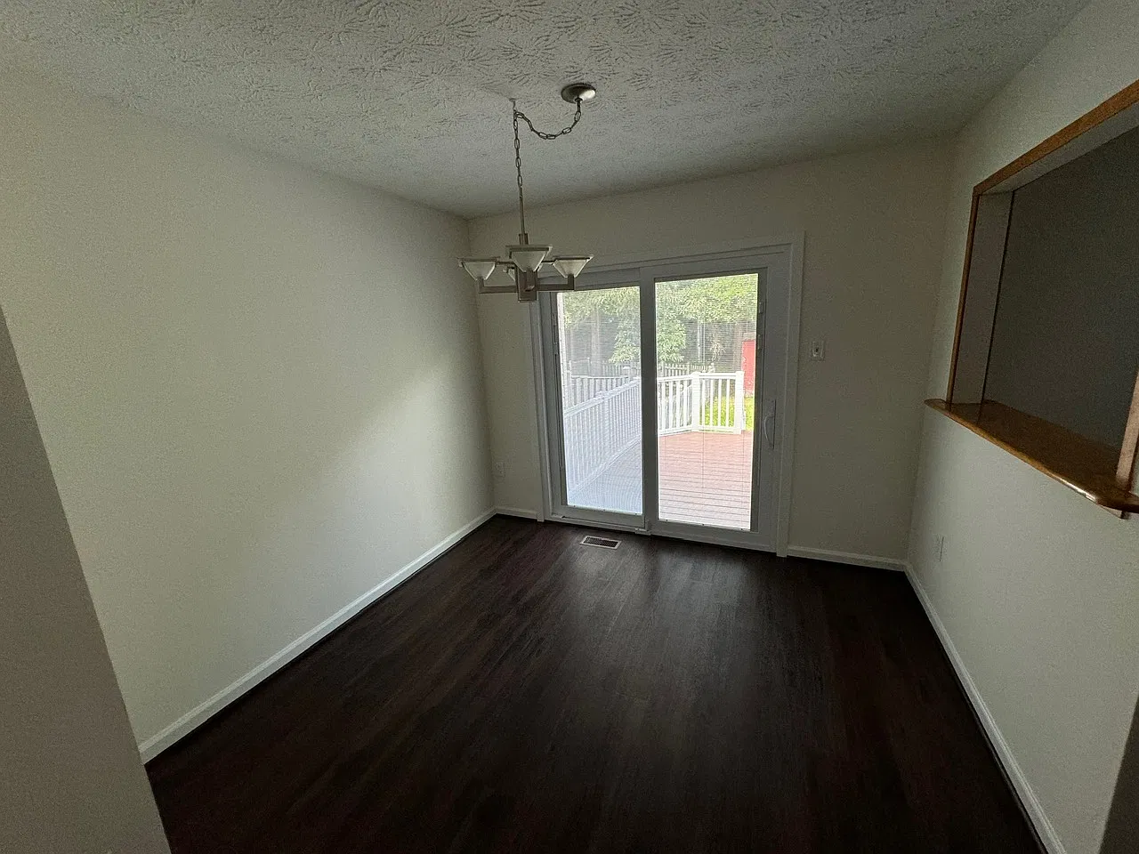 8724 Cresthill Ct — Photo 4