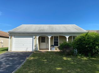 22 Marlow Ave, Manchester, NJ