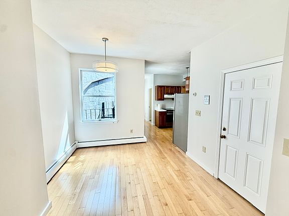 5th image of 157 Salem St APT 5