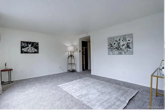 Studio, 440 sqft, $1,325 — Photo 3