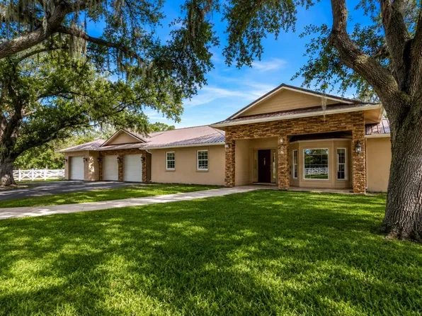 1160 Wagon Wheel Dr, Sarasota, FL 34240