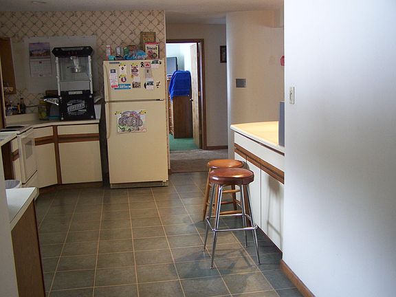 4th image of 1265 Us 23 N