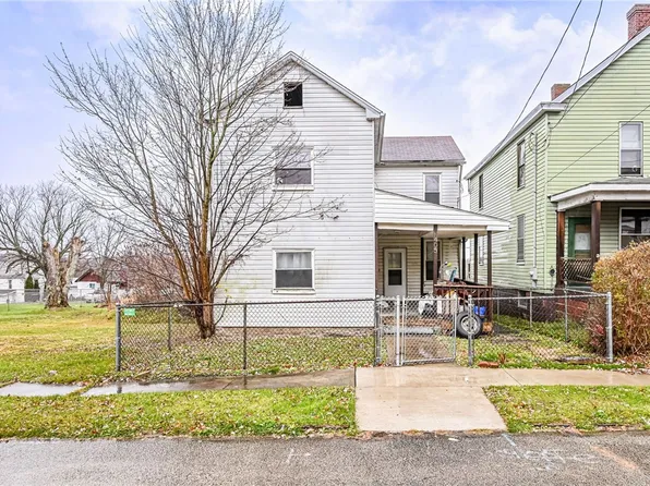405 & 407 Painter St, Everson, PA 15631