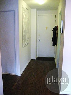 Rented by Plaza Real Estate Group | media 14