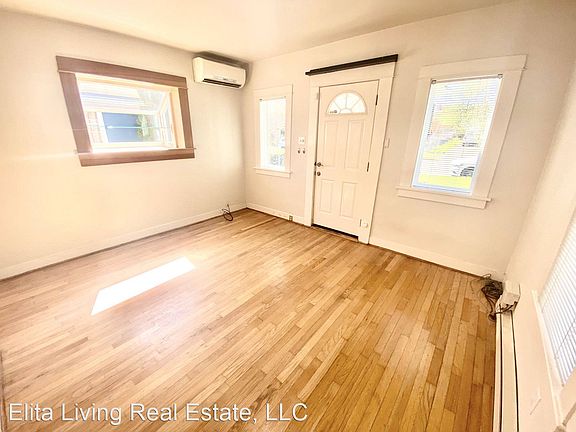 5th image of 7334 21st Ave NW