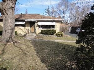 1st image of 2142 Cedar Ave