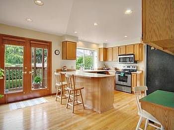 3rd image of 12902 NE 100th St