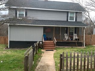 20 Oak St, Startex, SC 29377