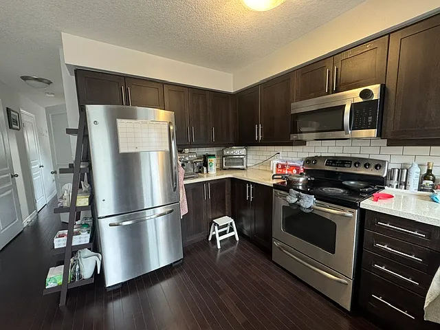 248 Westmeadow Drive Kitchener — Photo 2