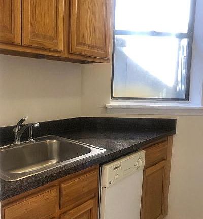 4th image of 951 Amsterdam Ave APT 5C