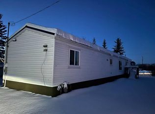 16 N 1st St W, Big Lakes County, AB T0G1C0