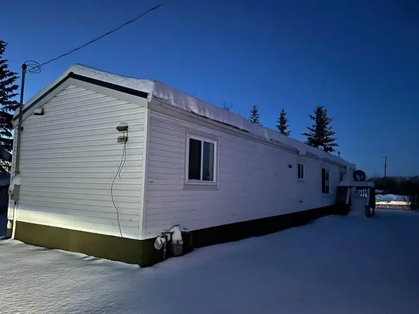 16 N 1st St W, Big Lakes County, AB T0G 1C0