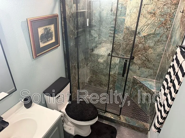 3625 Saint Charles Ave #3A — Photo 13
